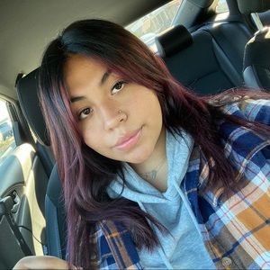 Meet your Posher, Evelyn